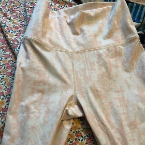 Fabletics Cream Textured leggings